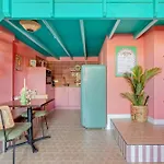 Palm Royal