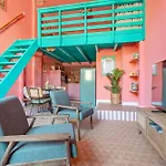 Apartment Palm Royal Breda