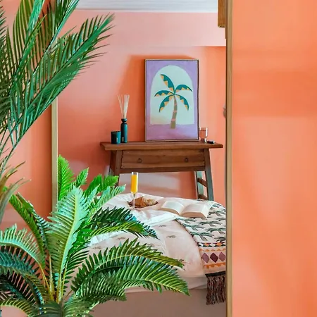 Palm Royal Apartment *